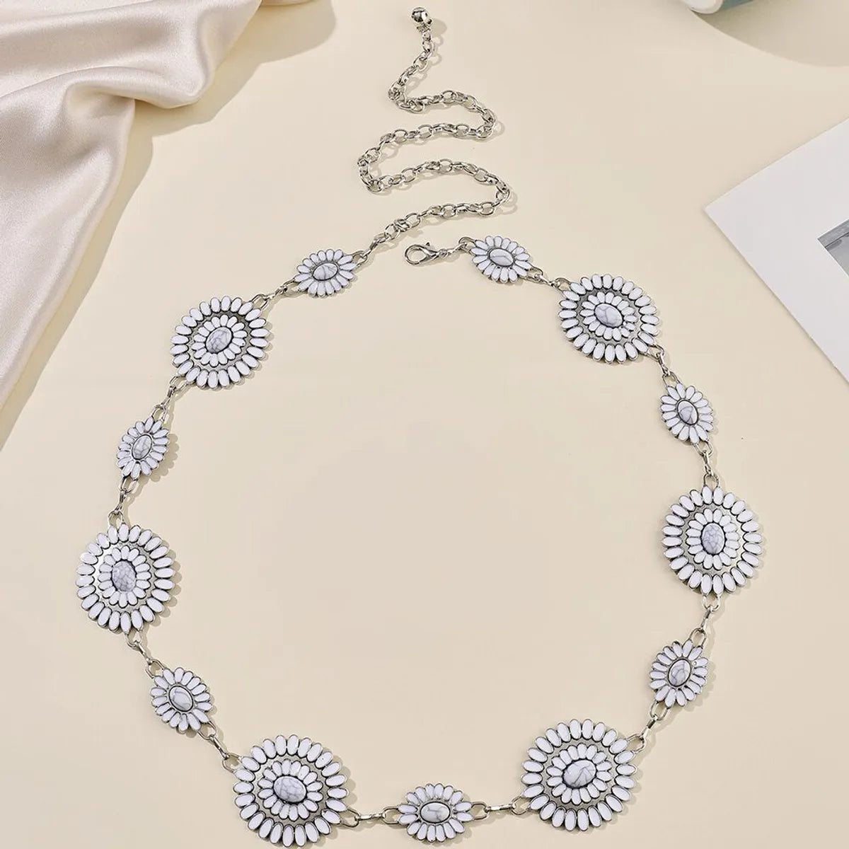 Vacation Ethnic Style Bohemian Star Oval Flower Zinc Alloy Inlay Turquoise Silver Plated Women's Waist Chain