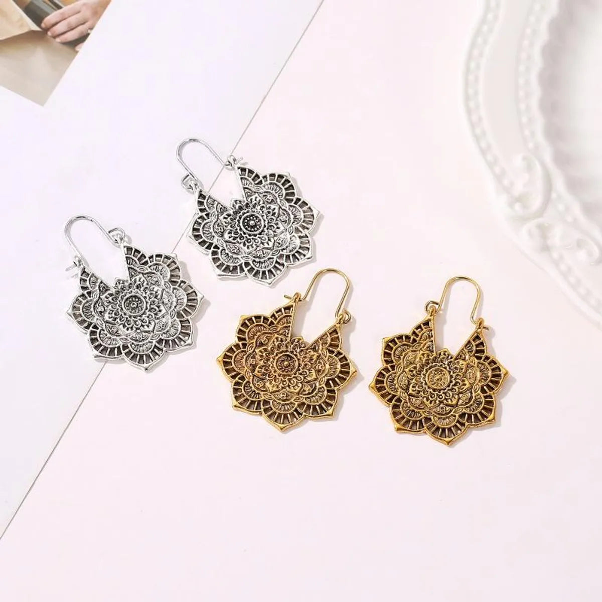 Vintage Metal Openwork Flower Earrings Nhdp145199