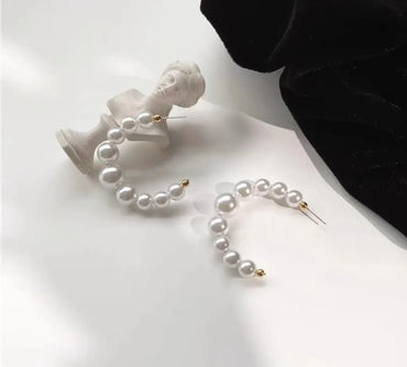 1 Pair Vintage Style C Shape Pearl Alloy Ear Studs