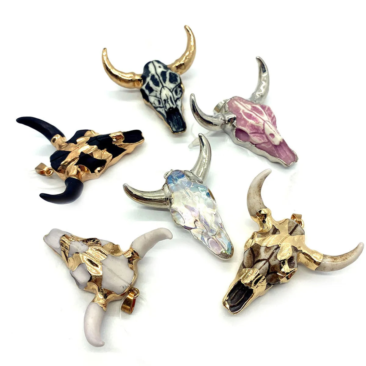 1 Piece Arylic Artificial Crystal Cattle