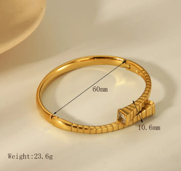 Vintage Style Classic Style Commute Solid Color 304 Stainless Steel 18K Gold Plated Bangle In Bulk