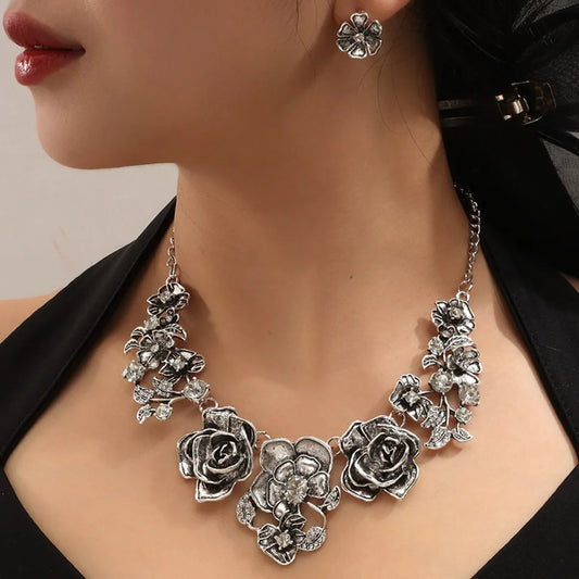 Vintage Style Flower Alloy Inlay Rhinestones Women'S Jewelry Set