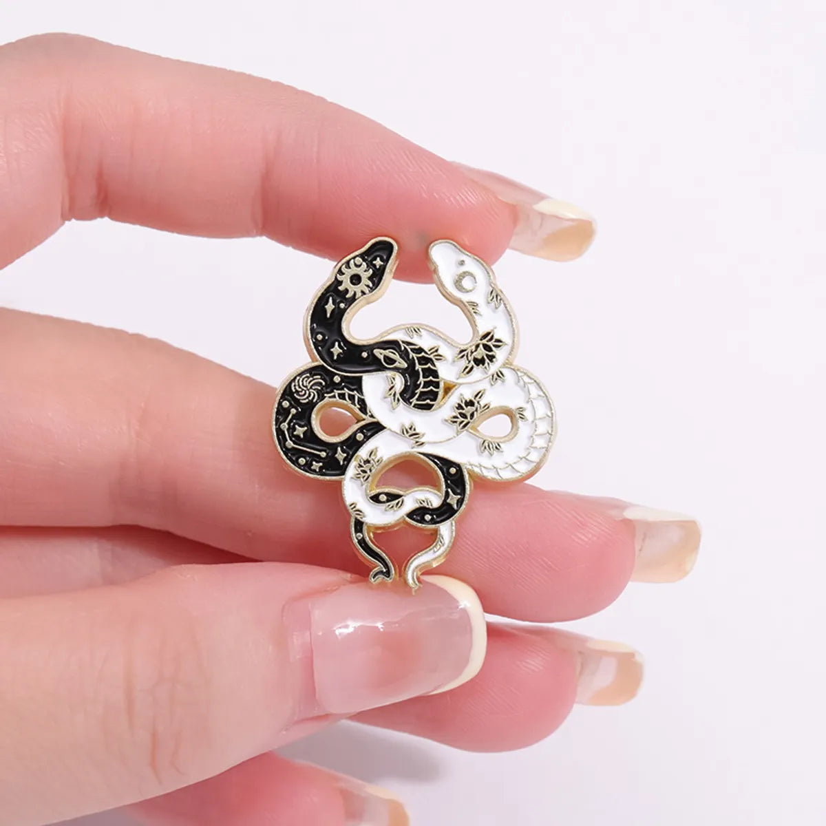 Vintage Style Flower Snake Butterfly Alloy Plating Unisex Brooches