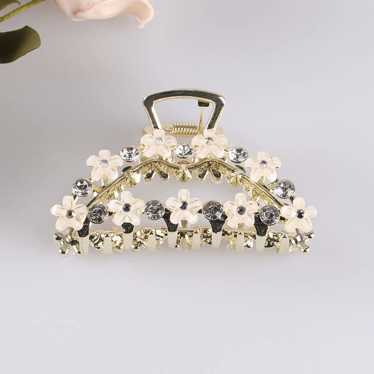 Vintage Style Flower Zinc Alloy Plating Inlay Zircon Hair Claws