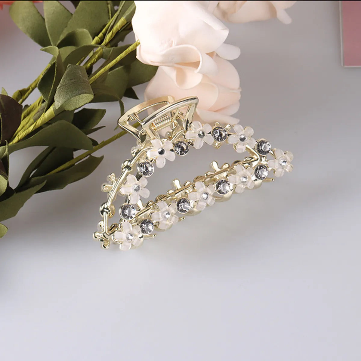 Vintage Style Flower Zinc Alloy Plating Inlay Zircon Hair Claws