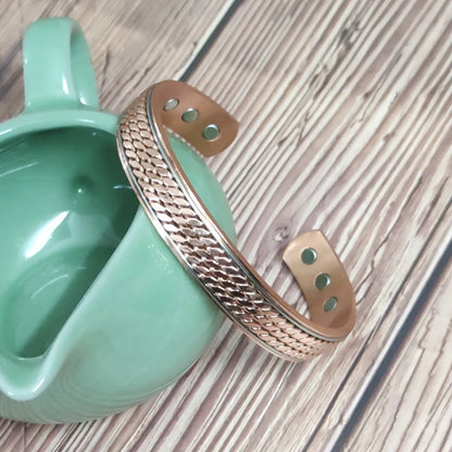 Vintage Style Geometric Copper Magnetic Unisex Bangle