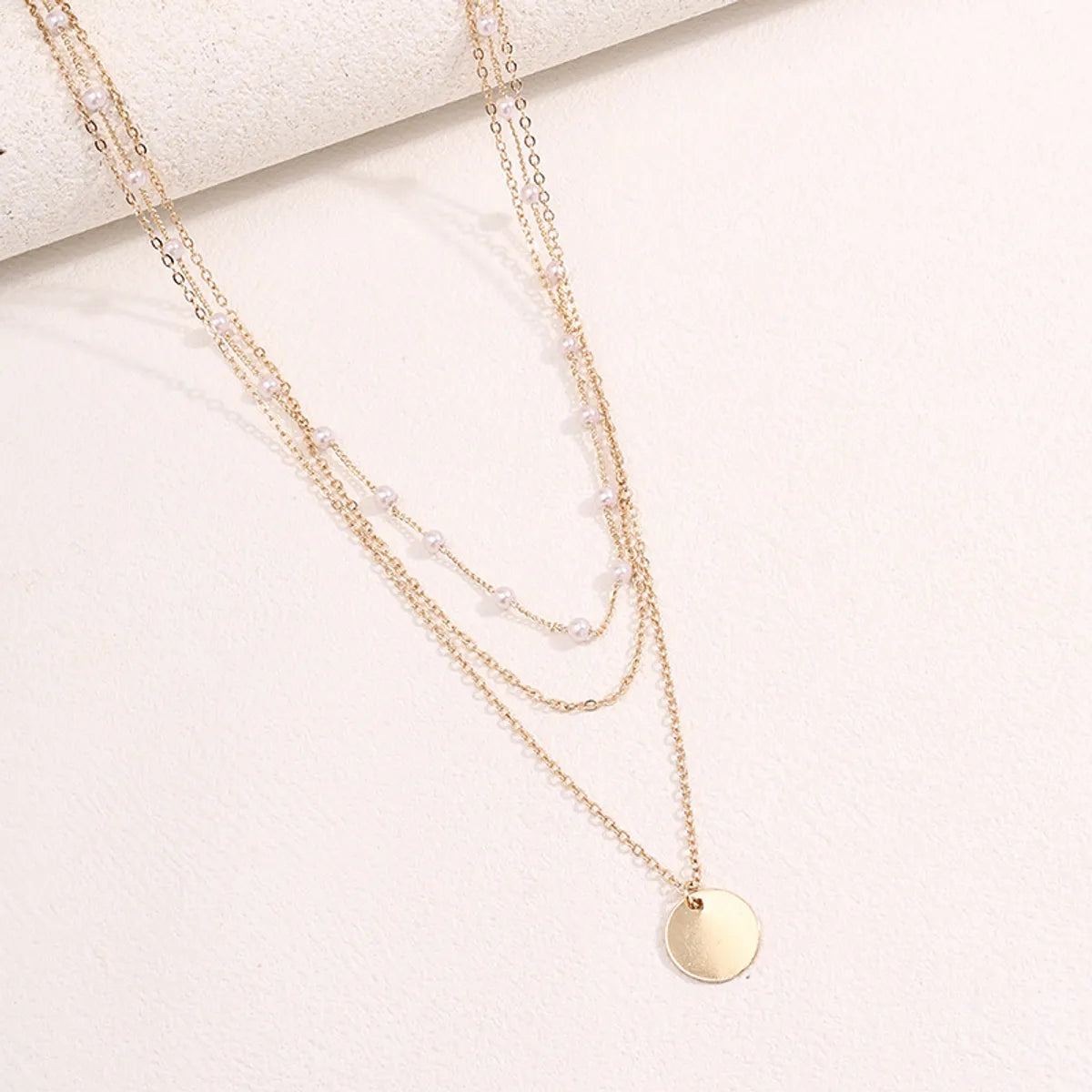 Vintage Style Geometric Round Alloy Plating Women's Pendant Necklace