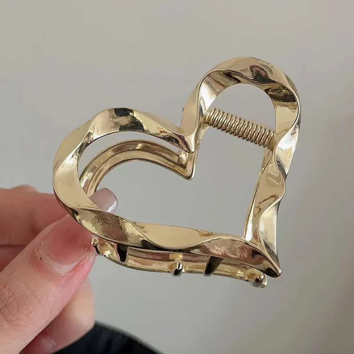 Vintage Style Heart Shape Alloy Hair Claws