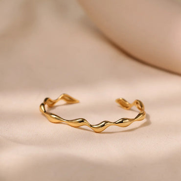 Vintage Style Irregular Solid Color Brass Plating Bangle