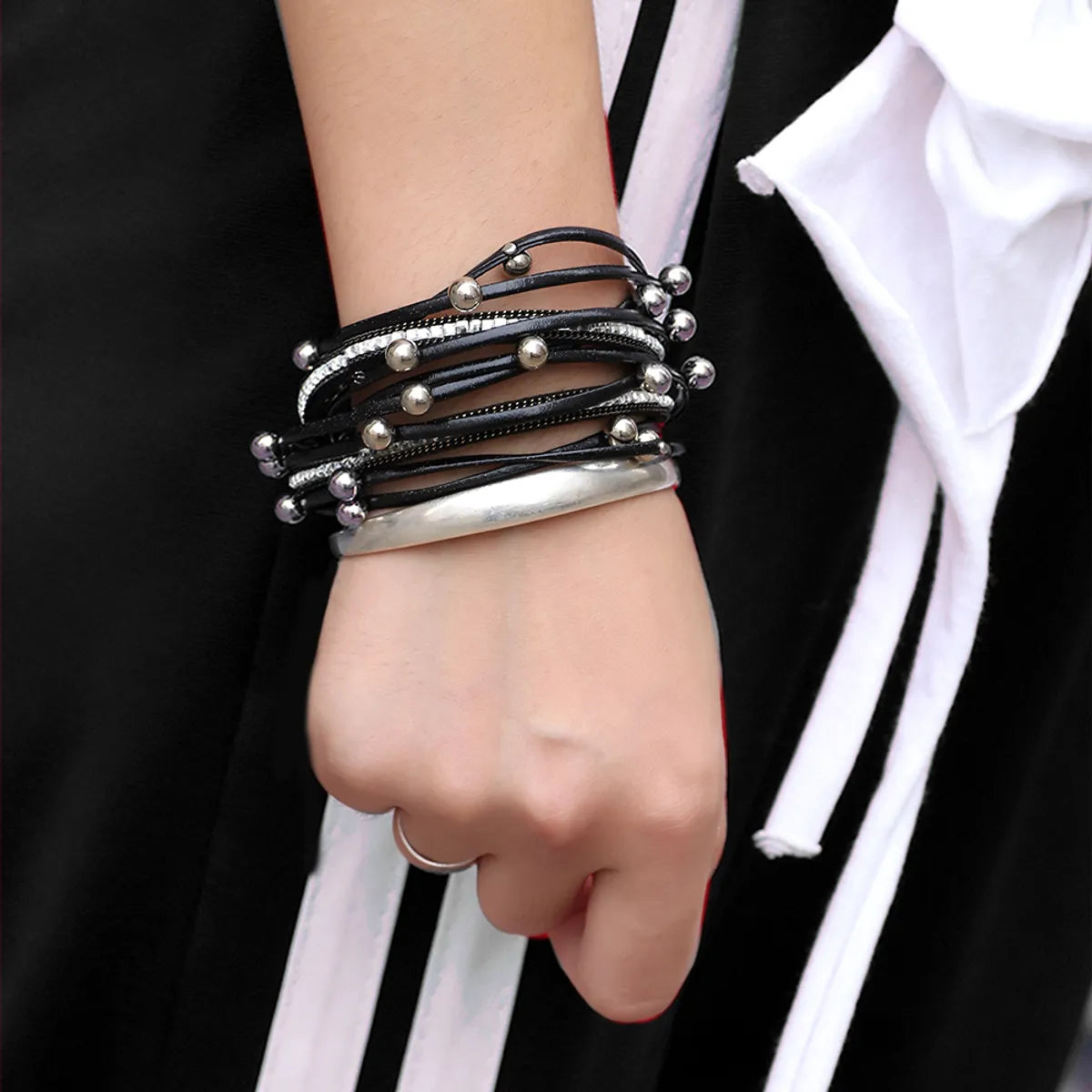 Vintage Style Pearl Pu Leather Alloy Women's Bracelets