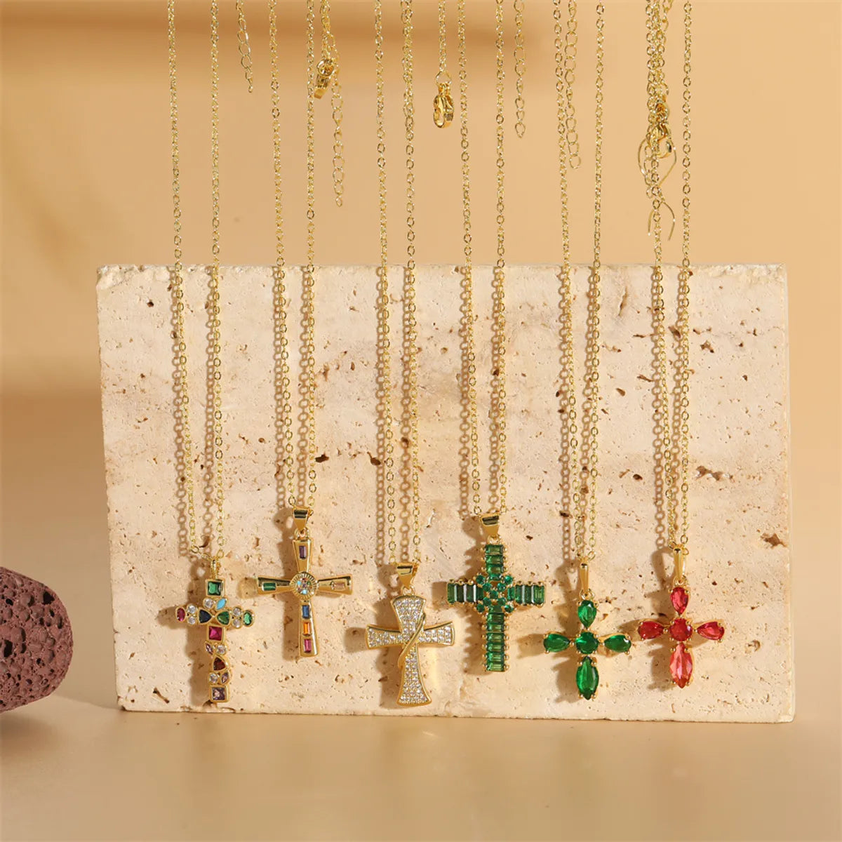 Vintage Style Simple Style Cross Copper 14k Gold Plated Zircon Pendant Necklace In Bulk