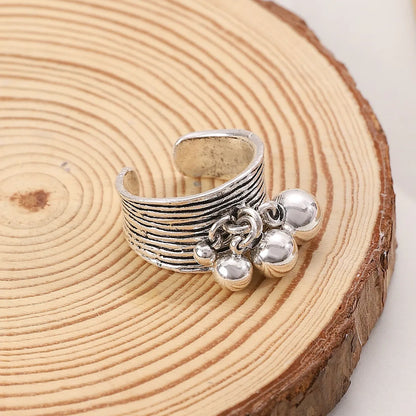 Vintage Style Simple Style Round Alloy Pearl Women'S Charm Rings Open Rings