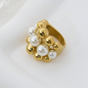 Vintage Style Simple Style Round Stainless Steel Plating Hollow Out Inlay Artificial Pearls Gold Plated Rings