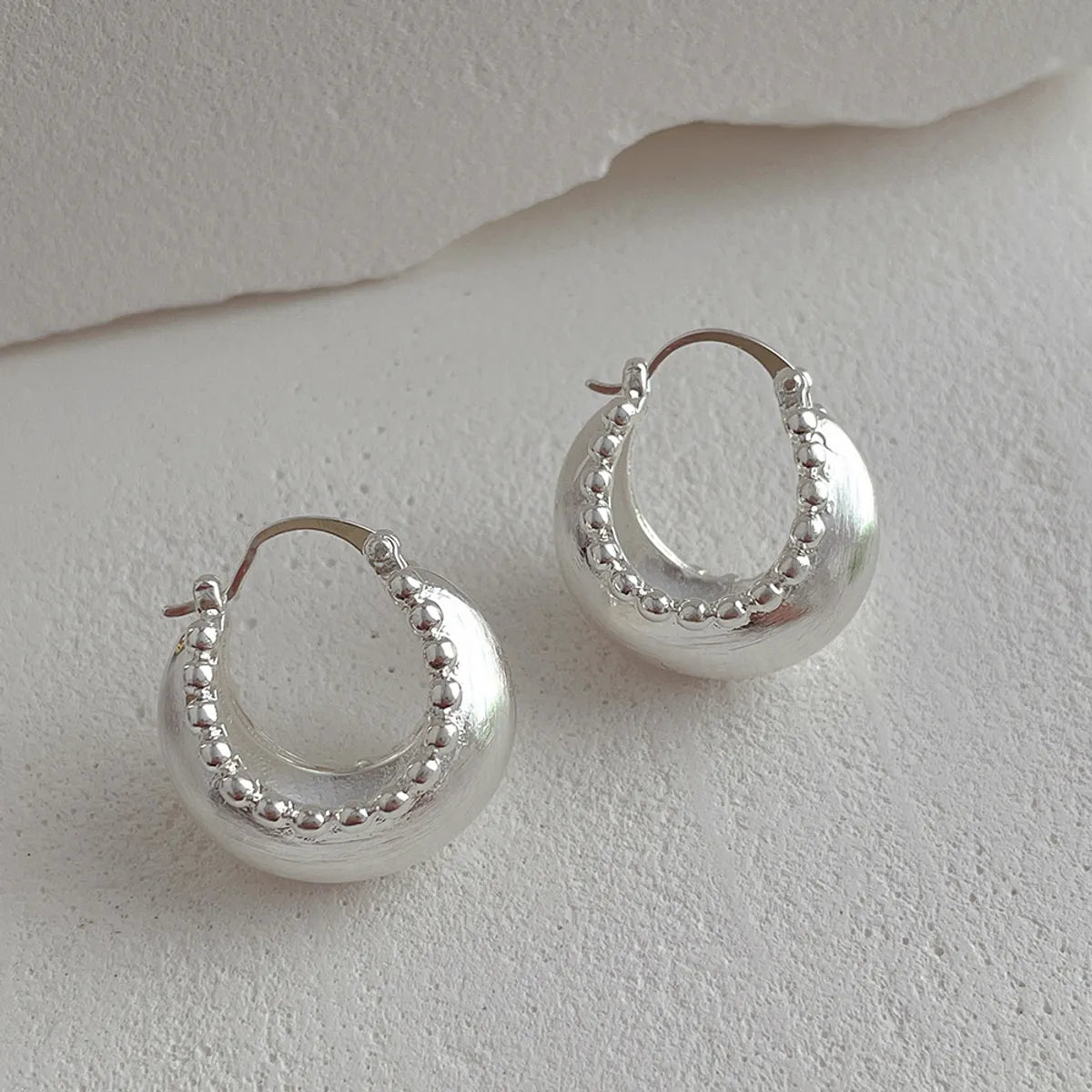 Vintage Style Simple Style U Shape Alloy Women's Hoop Earrings