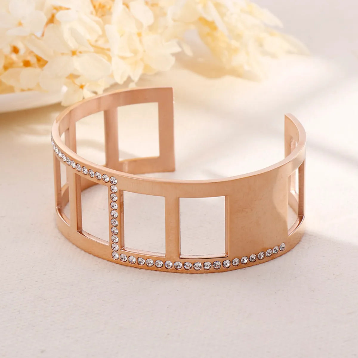 Vintage Style Square 304 Stainless Steel 18K Gold Plated Bangle In Bulk