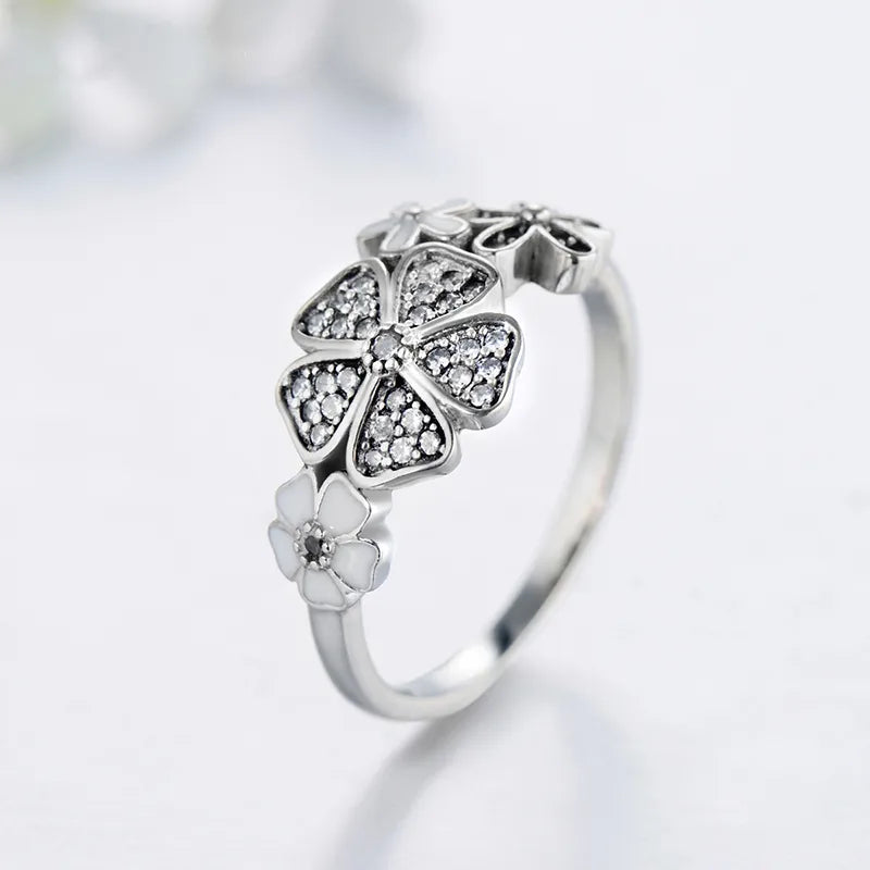 Vintage Style Sweet Flower Sterling Silver Plating Inlay Zircon Thai Silver Rings