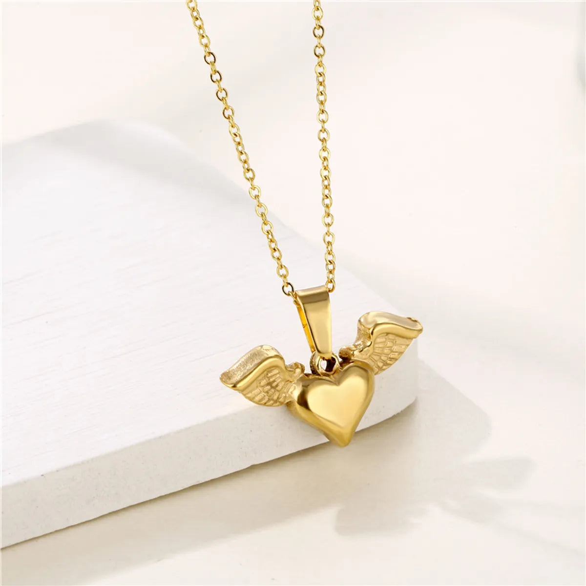 Shiny Rabbit Angel Snake Stainless Steel Titanium Steel Plating Inlay Zircon 18k Gold Plated Gold Plated Pendant Necklace