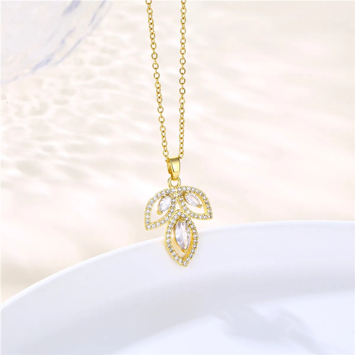 Stainless Steel Titanium Steel 18K Gold Plated Artistic Plating Inlay Leaves Heart Shape Cat Zircon Pendant Necklace