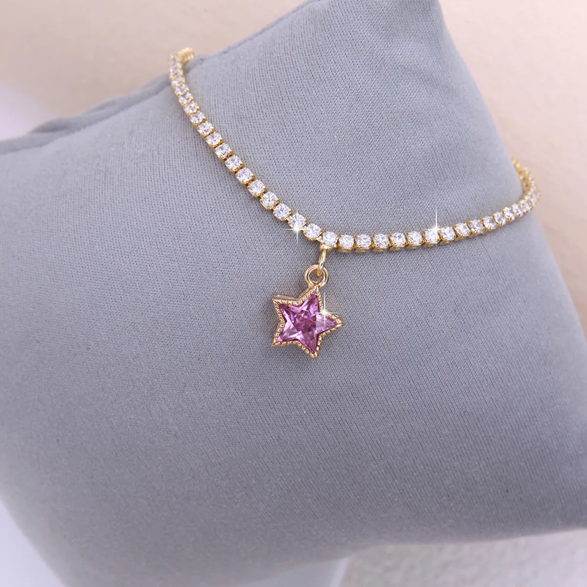 Wholesale Casual Elegant Sweet Star Copper Inlay 18K Gold Plated Zircon Bracelets