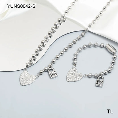 Wholesale Casual Simple Style Classic Style Heart Shape Stainless Steel Plating 18k Gold Plated Bracelets Necklace