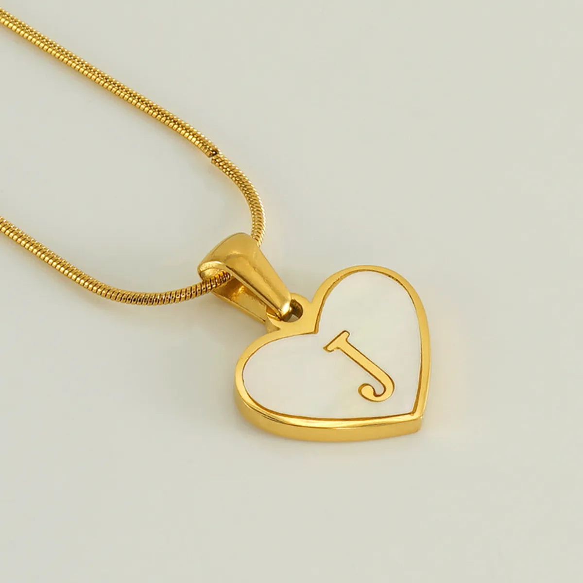 304 Stainless Steel 18K Gold Plated Cute Polishing Plating Inlay Heart Shape Shell Pendant Necklace