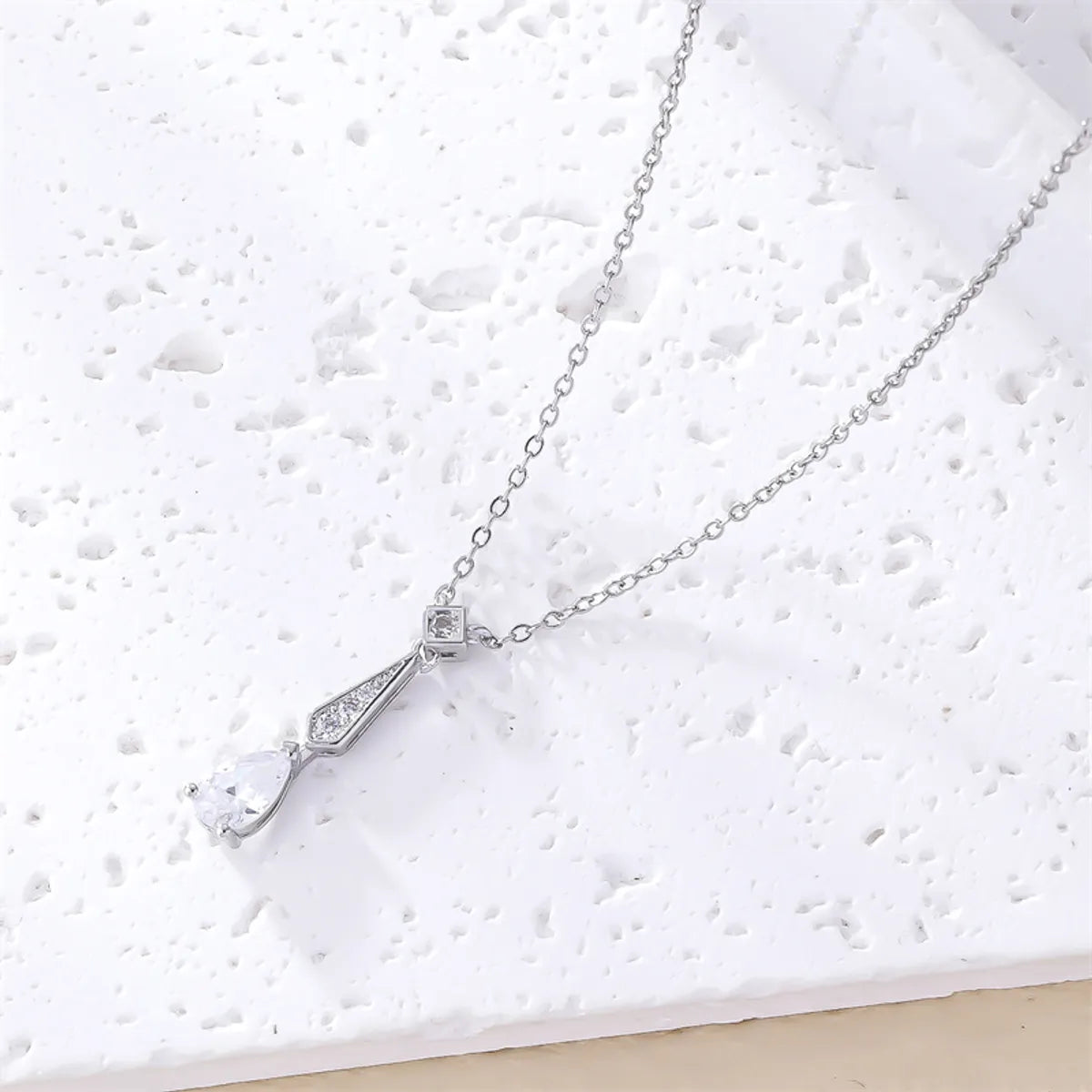 Wholesale Elegant Cute Luxurious Water Droplets 304 Stainless Steel Copper Plating Inlay Rhodium Plated Zircon Pendant Necklace