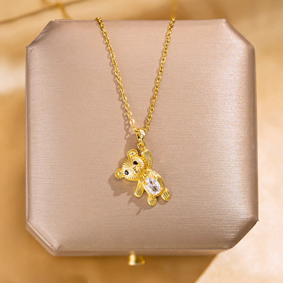 304 Stainless Steel Copper 18K Gold Plated Elegant Cute Streetwear Inlay Rabbit Flower Butterfly Shell Zircon Pendant Necklace