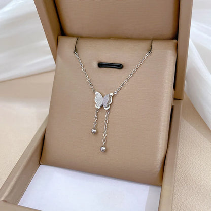 Elegant Lady Geometric Heart Shape Titanium Steel Plating Inlay Artificial Pearls Zircon Pendant Necklace