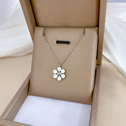 Elegant Lady Geometric Heart Shape Titanium Steel Plating Inlay Artificial Pearls Zircon Pendant Necklace