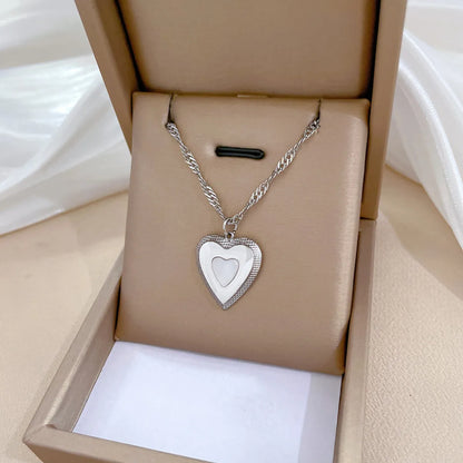 Elegant Lady Geometric Heart Shape Titanium Steel Plating Inlay Artificial Pearls Zircon Pendant Necklace