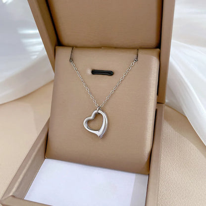 Elegant Lady Geometric Heart Shape Titanium Steel Plating Inlay Artificial Pearls Zircon Pendant Necklace