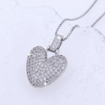 Wholesale Elegant Lady Heart Shape Copper Inlay 18K Gold Plated White Gold Plated Zircon Pendant Necklace