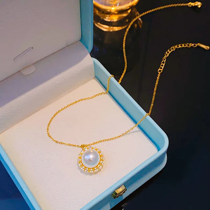 Wholesale Elegant Lady Streetwear Geometric 304 Stainless Steel Copper Hollow Out Inlay 18K Gold Plated K Gold Plated Artificial Pearls Zircon Pendant Necklace