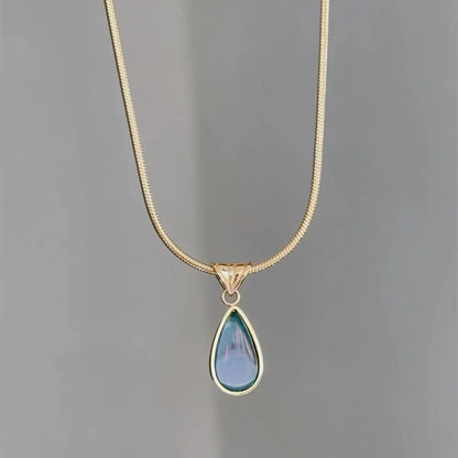 Wholesale Elegant Water Droplets Titanium Steel Inlay Zircon Pendant Necklace