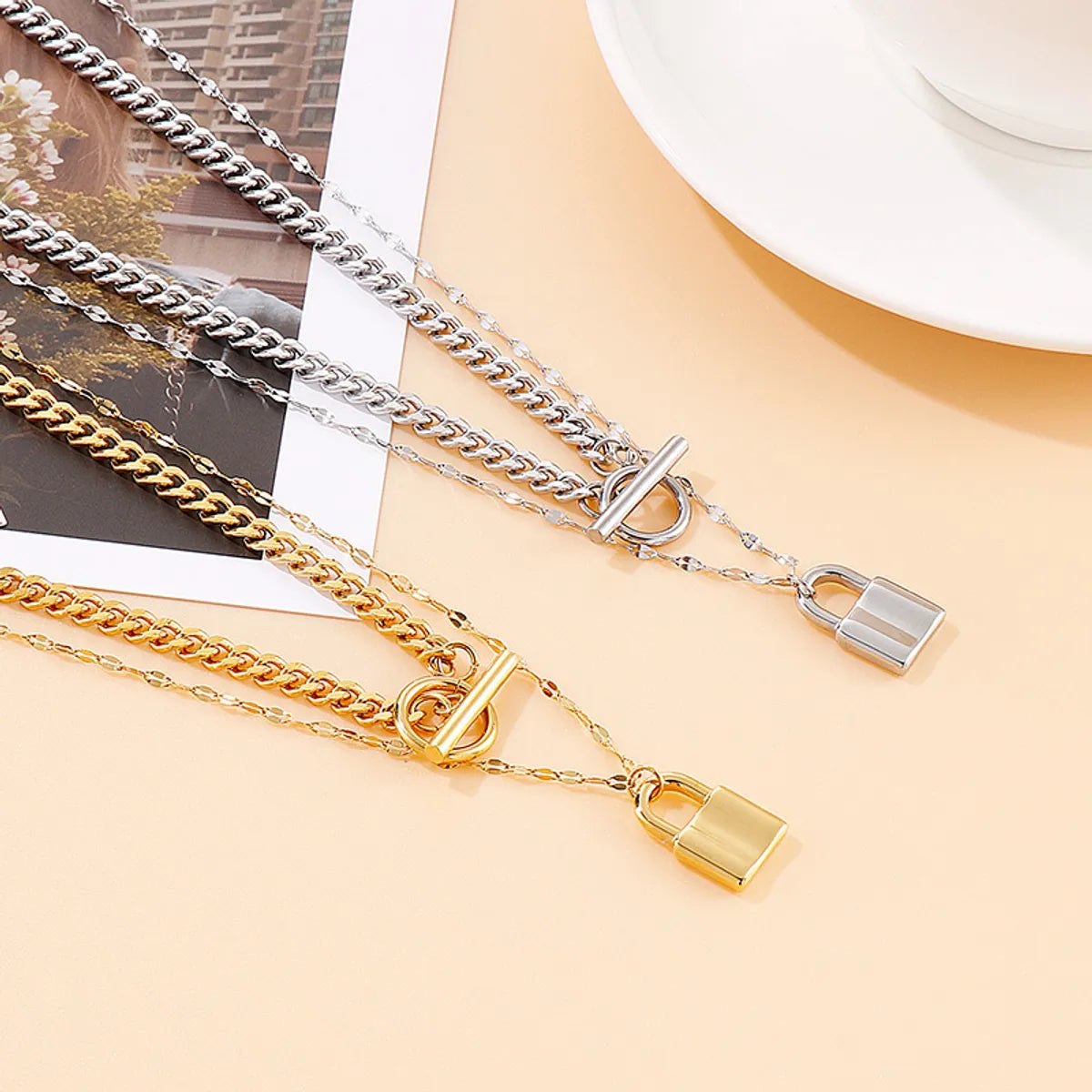 Wholesale Fashion Padlock Ot Buckle Pendant Multi-layer Stainless Steel Necklace