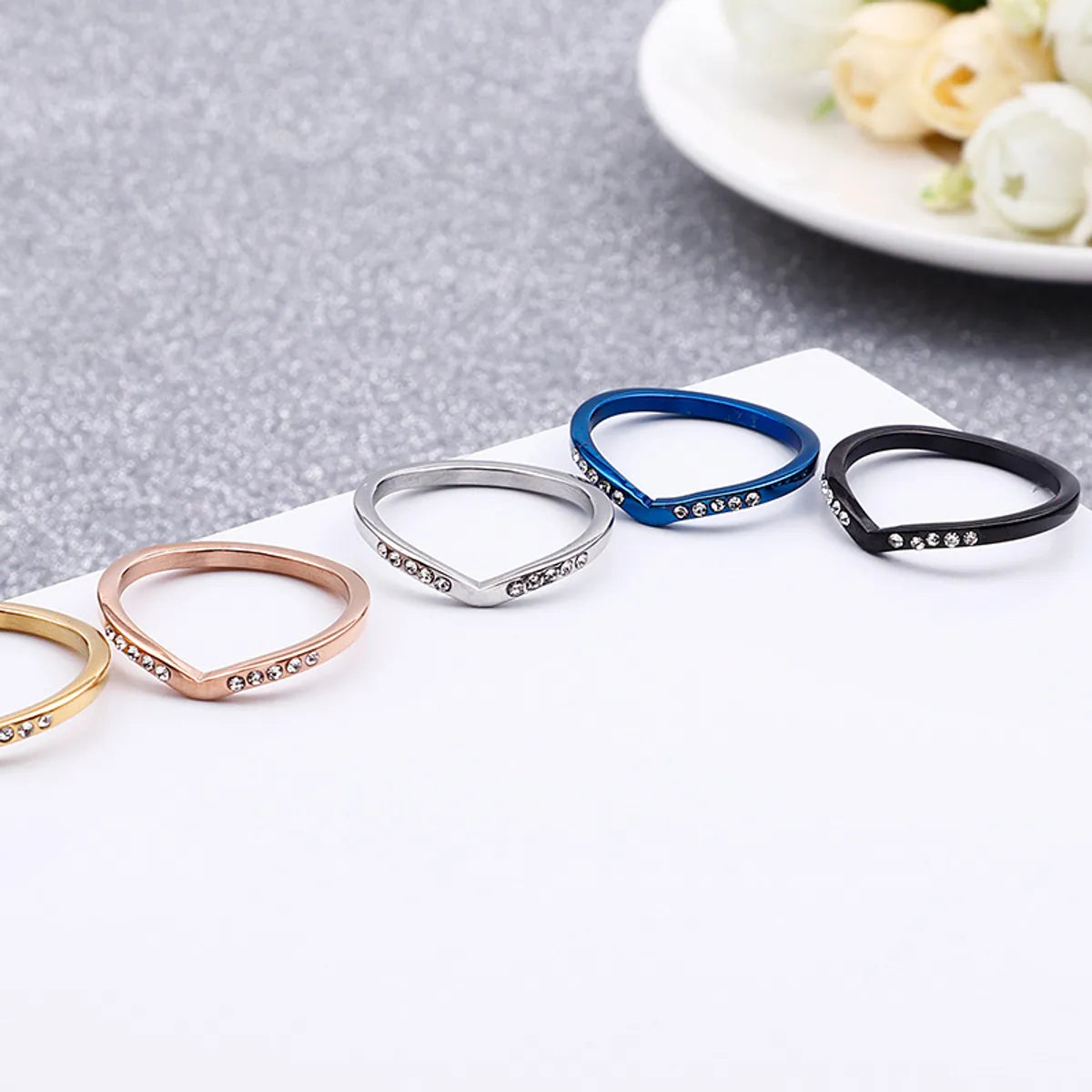 Wholesale Fashion V-shaped Full Diamond Stainless Steel Ring Gooddiy