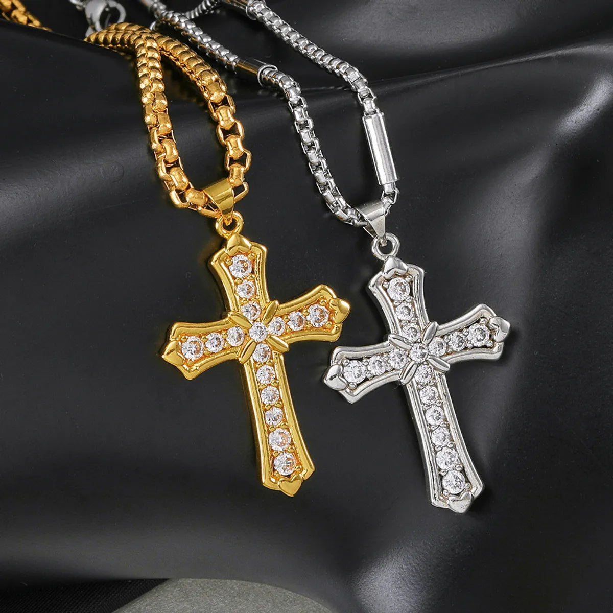 Wholesale Hip-hop Retro Cross Titanium Steel Plating Pendant Necklace