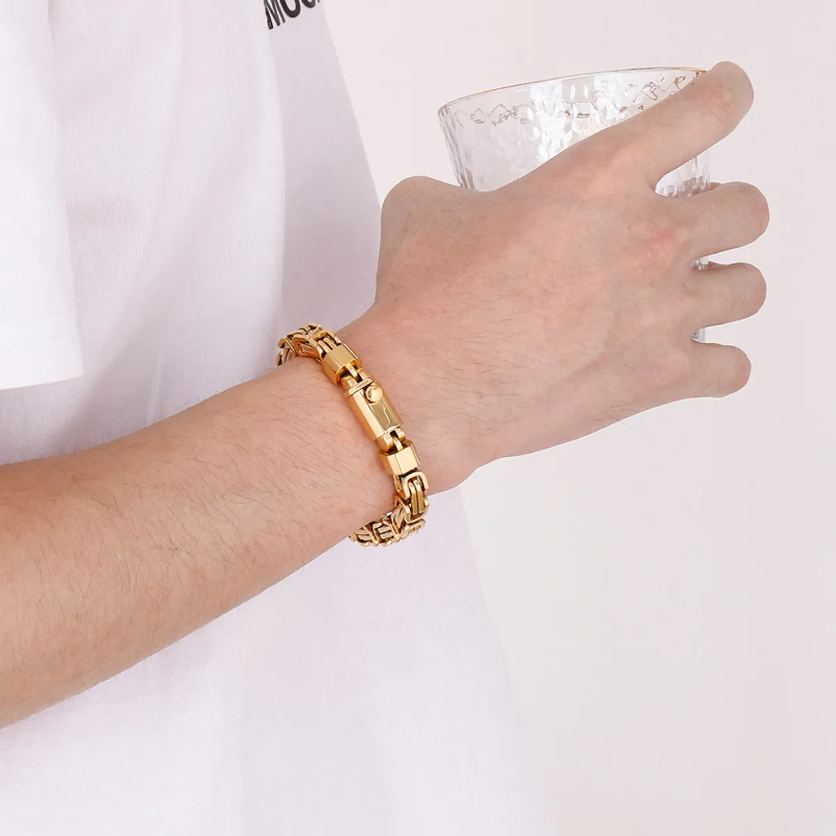 Hip-Hop Solid Color Stainless Steel Plating 18K Gold Plated Men'S Bracelets