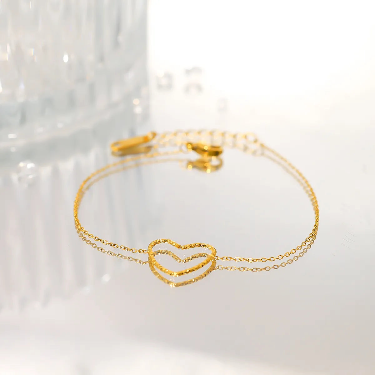 Wholesale Ig Style French Style Commute Heart Shape Stainless Steel Titanium Steel Plating Metal 18k Gold Plated Bracelets