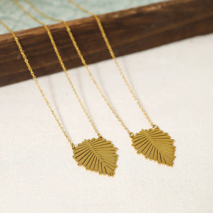 Wholesale Jewelry IG Style Vacation French Style Leaves 304 Stainless Steel 18K Gold Plated Plating Pendant Necklace