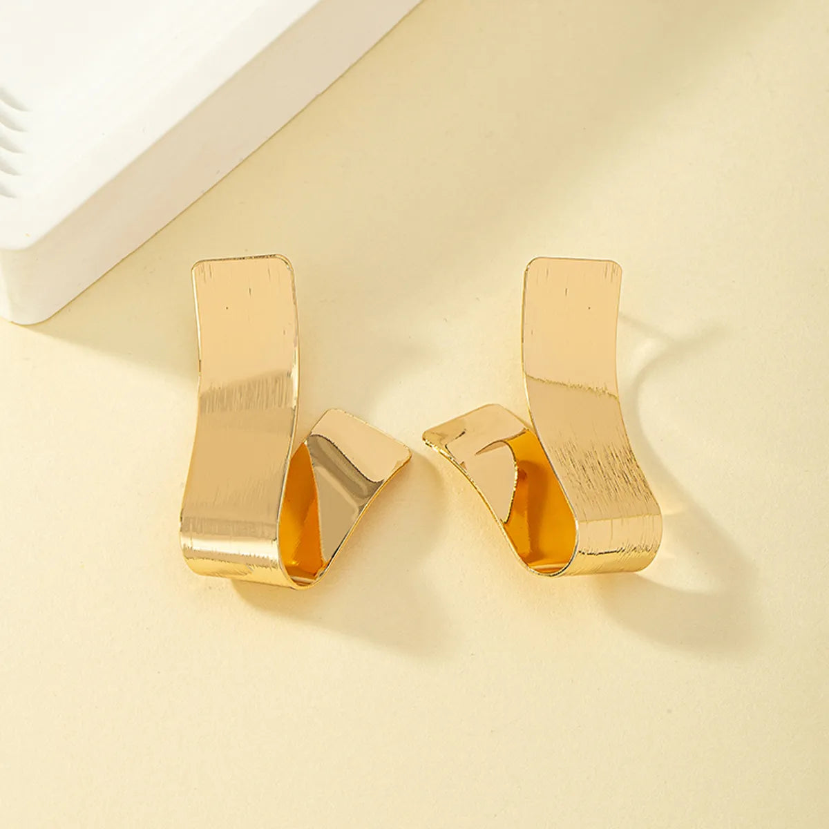 Wholesale Jewelry 1 Pair Korean Style Geometric Alloy Ear Studs