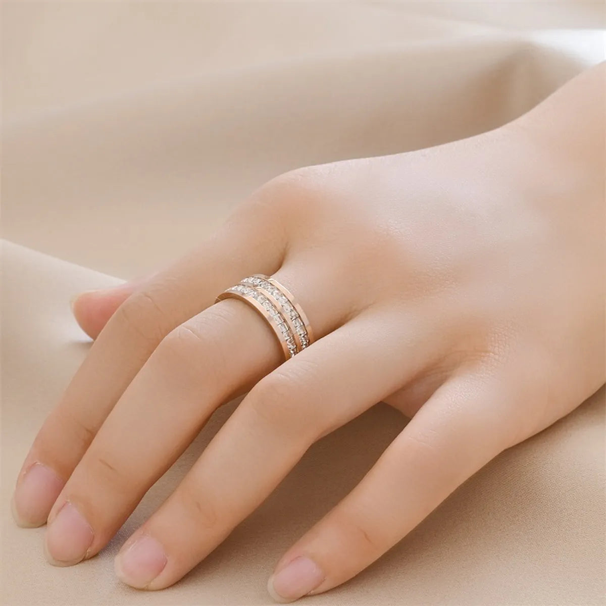 Wholesale Jewelry Basic Modern Style Classic Style Geometric Titanium Steel Zircon Inlay Rings