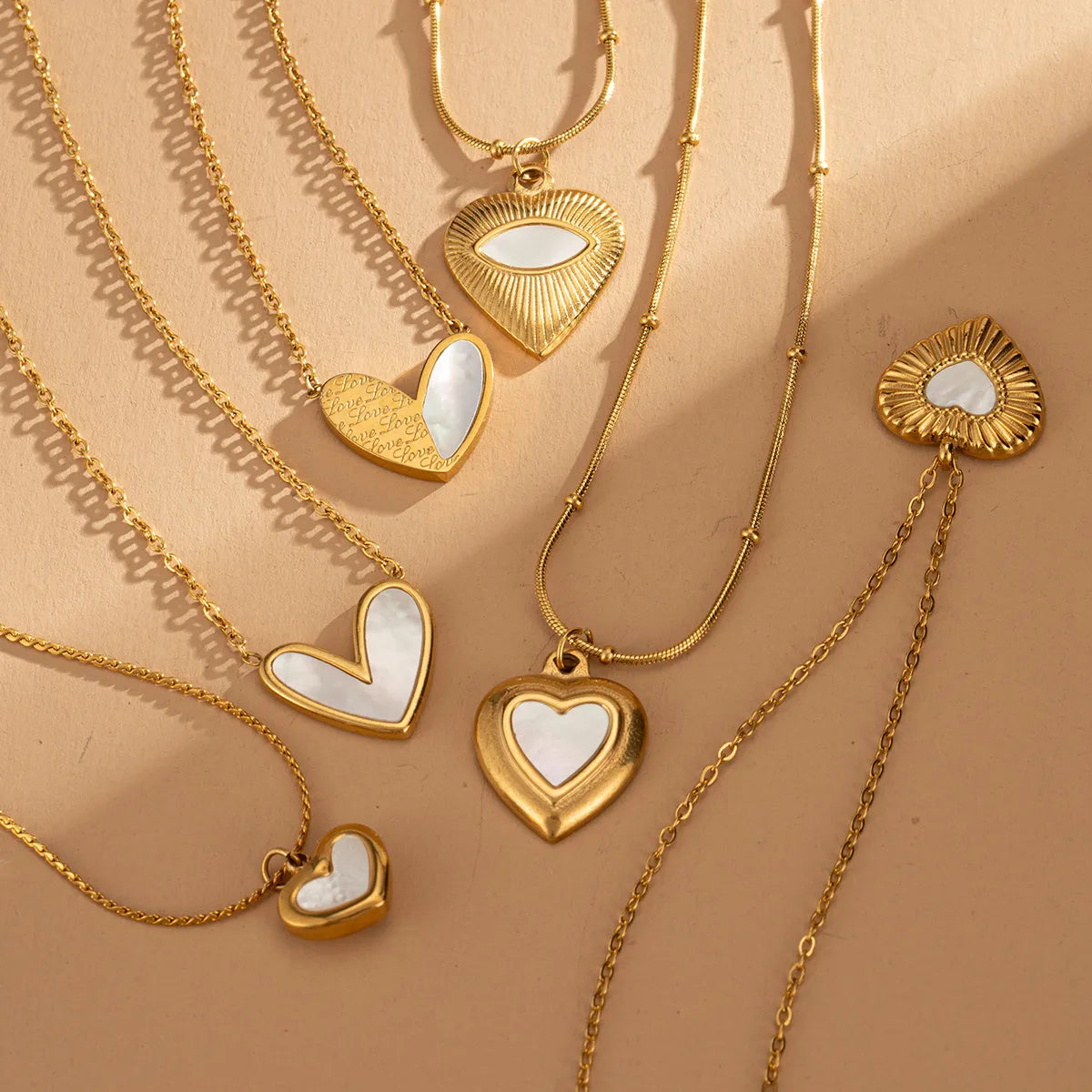 Wholesale Jewelry Basic Modern Style Classic Style Heart Shape Titanium Steel Shell Fritillary 18K Gold Plated Plating Inlay Pendant Necklace