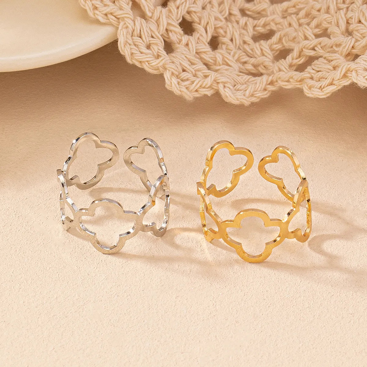 Basic Simple Style Classic Style Flower Iron Hollow Out Women'S Open Rings