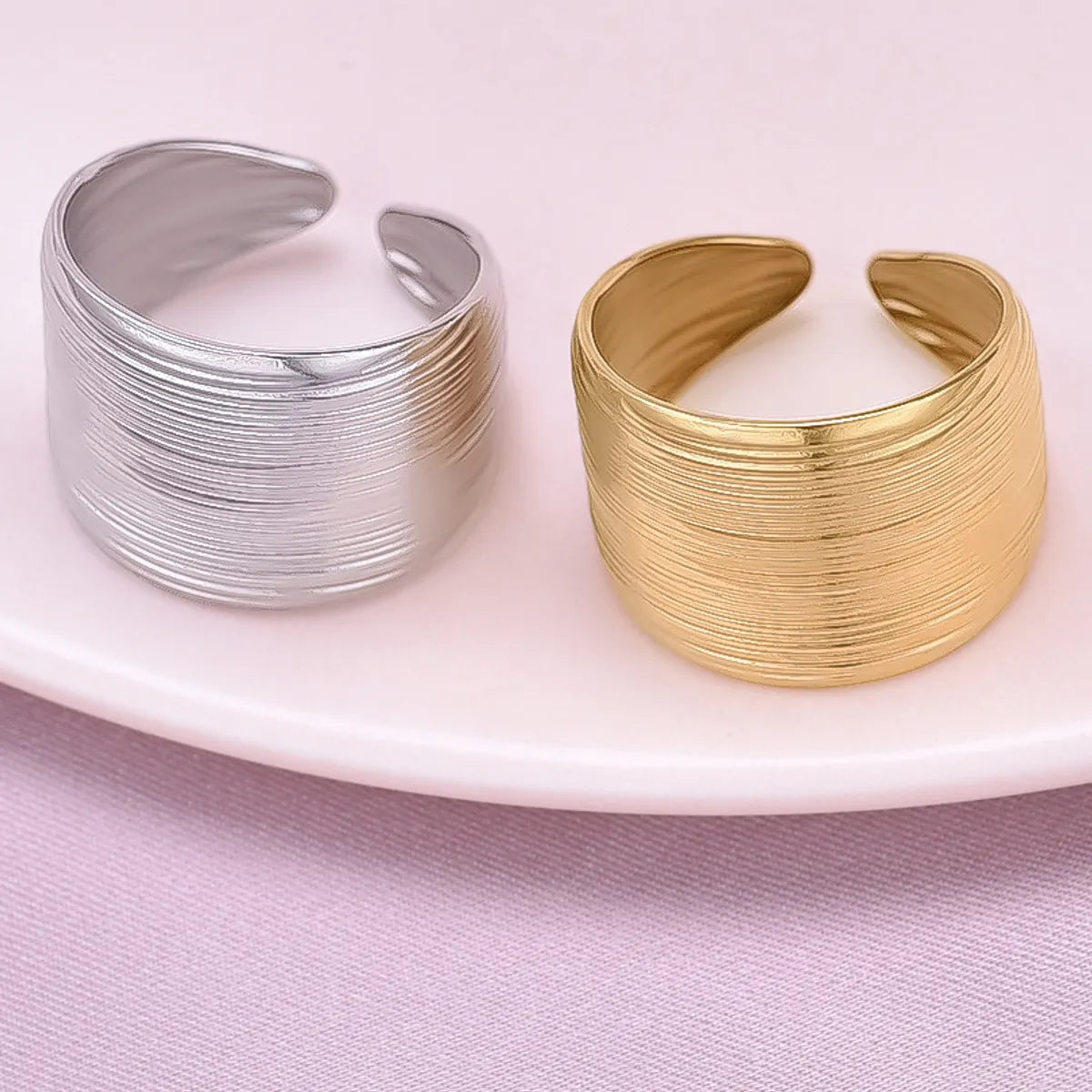 Wholesale Jewelry Basic Solid Color 304 Stainless Steel 18K Gold Plated Irregular Polishing Rings