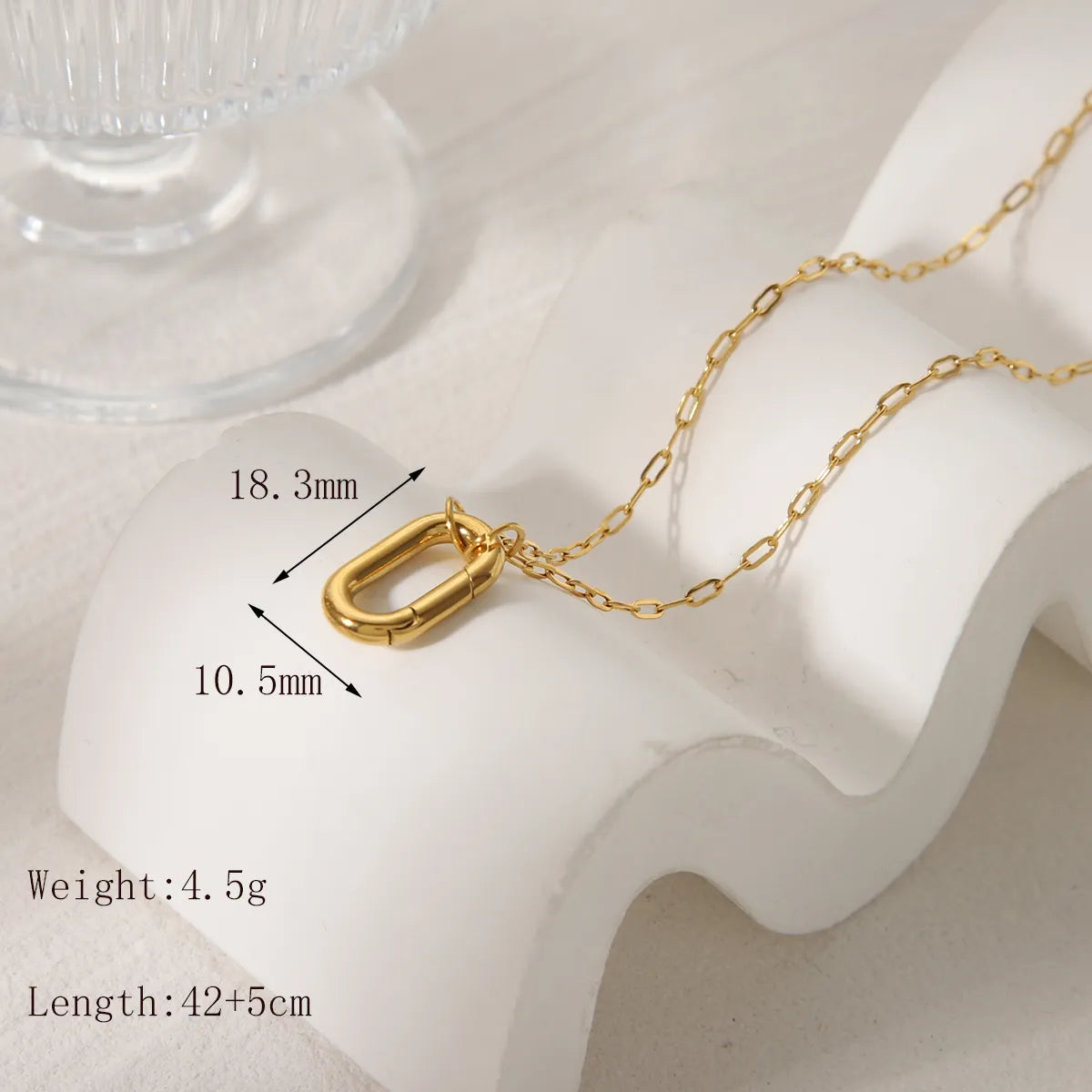 Wholesale Jewelry Casual Basic Commute Round Solid Color Rectangle 304 Stainless Steel 18K Gold Plated Pendant Necklace