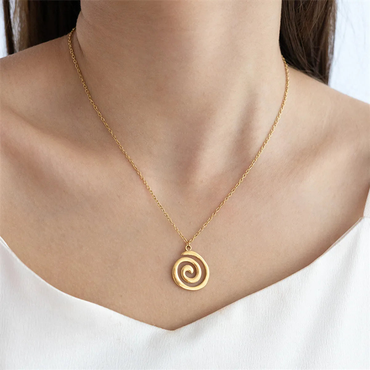 Wholesale Jewelry Casual Cute Classic Style Solid Color Spiral 304 Stainless Steel 18K Gold Plated Pendant Necklace