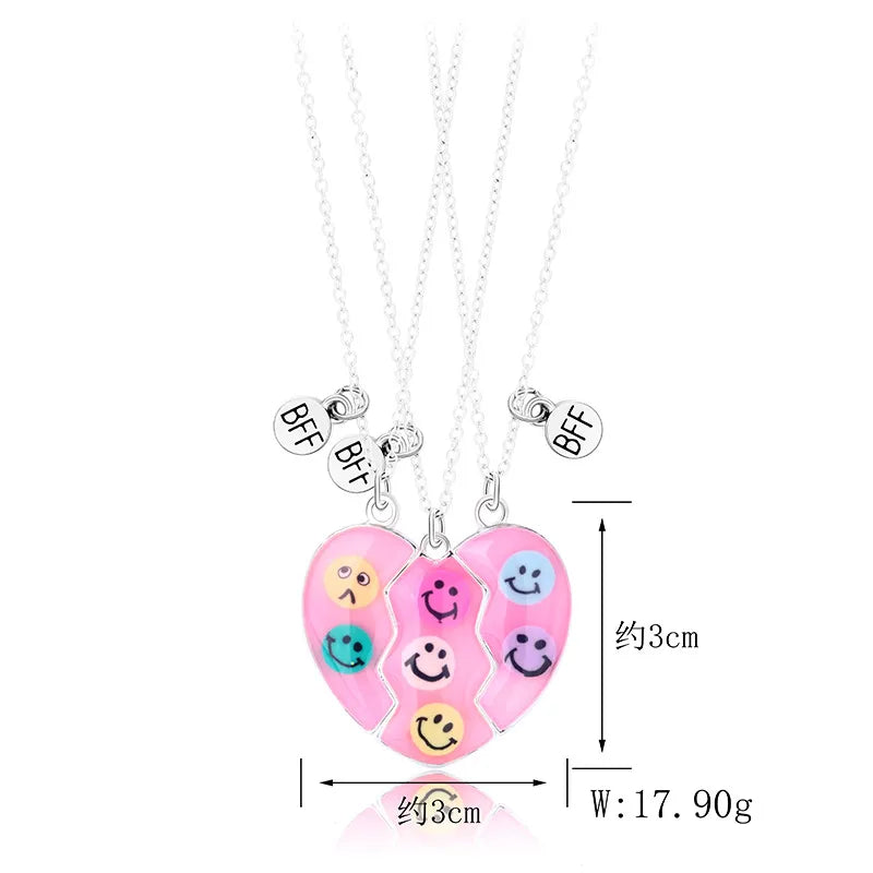 Wholesale Jewelry Casual Cute Heart Shape Smile Face Alloy Appliques Pendant Necklace