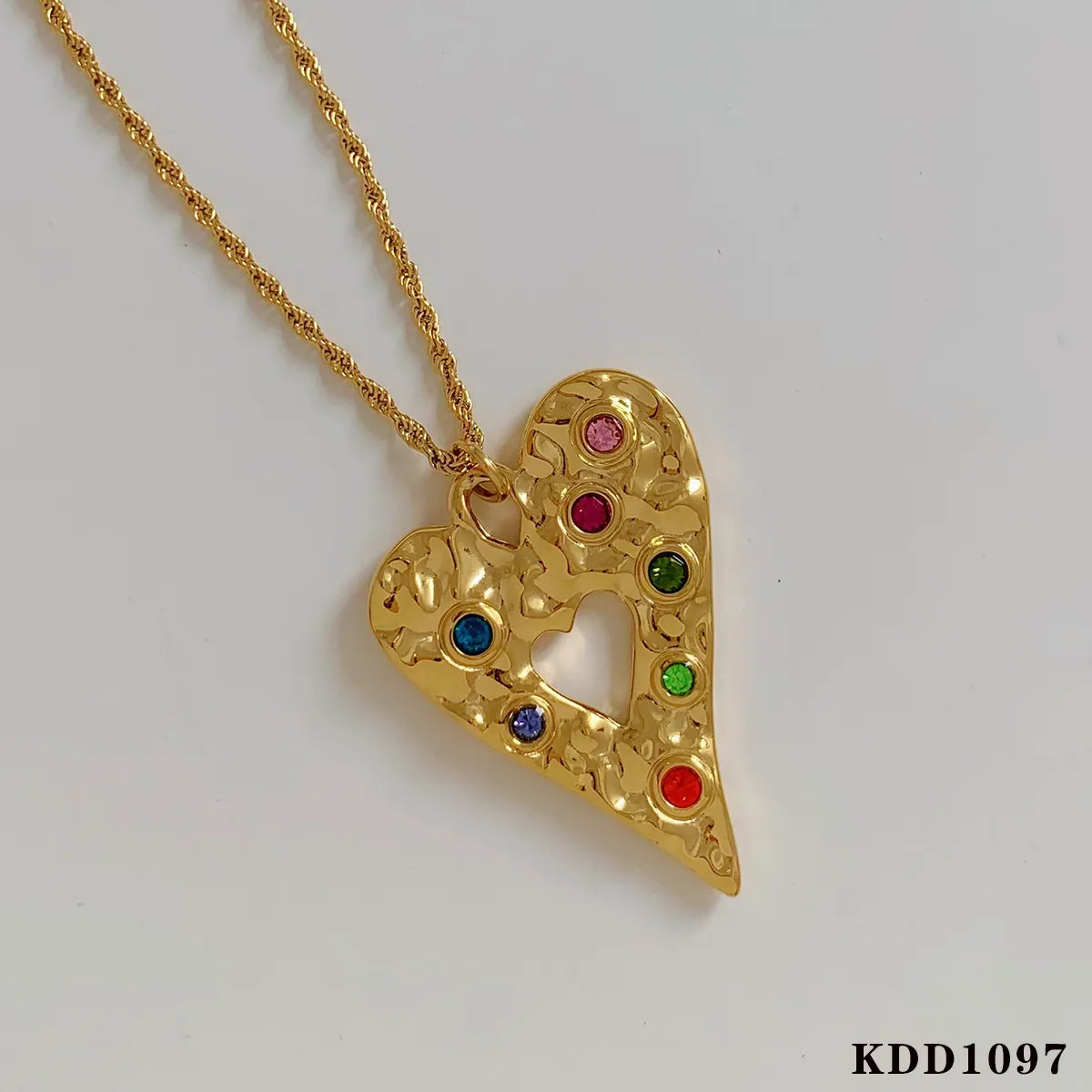 Wholesale Jewelry Casual Modern Style Geometric Heart Shape 304 Stainless Steel 316 Stainless Steel  Diamond 16K Gold Plated White Gold Plated Gold Plated Inlay Pendant Necklace