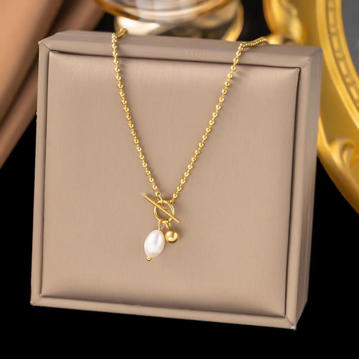 Wholesale Jewelry Casual Simple Style Geometric Heart Shape Flower Titanium Steel 18K Gold Plated Irregular Pearl Pendant Necklace